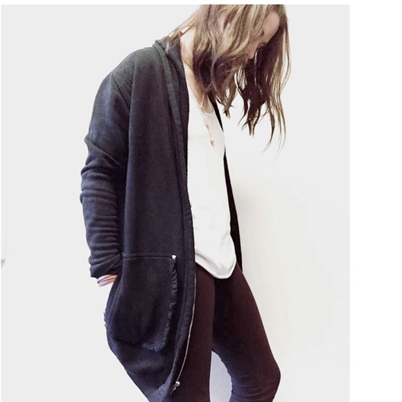 Aritzia Sweaters - Aritzia Wilfred Free Rousseau sweater black size M cardigan style